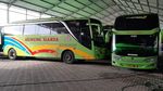 Penampakan Bus Dikandangi karena Larangan Mudik