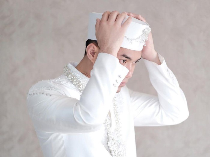 Zaskia Gotik menikah siri dengan Sirajuddin Mahmud.