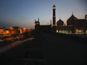 Setop Adzan, Masjid Ini Alihkan Fungsi Speaker untuk Lawan Corona