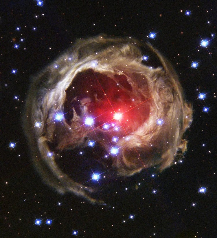 foto ikonik teleskop hubble