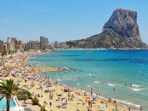 Peluang, Spanyol Segera Tawarkan Visa untuk Digital Nomad