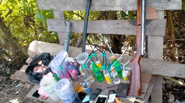 Polresta Palangka Raya gerebek kampung narkoba di daerah Puntun, Pahandut, yang punya sistem keamanan ala markas bandar narkoba Kolombia