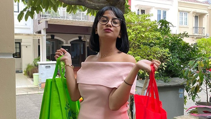 Kegiatan Vanessa Angel Saat di Rumah Aja