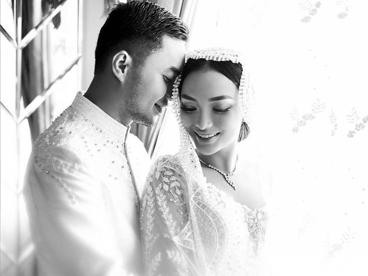 Potret Kemesraan Zaskia Gotik dan Sirajuddin di Hari Sakral