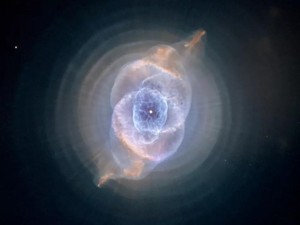 Dalam Selimut Nebula Demokrasi