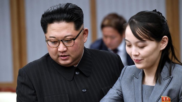 Kim Jong Un dan Kim Yo Jong menghadiri Inter-Korean Summit di Peace House pada 27 April 2018 in Panmunjom, South Korea.