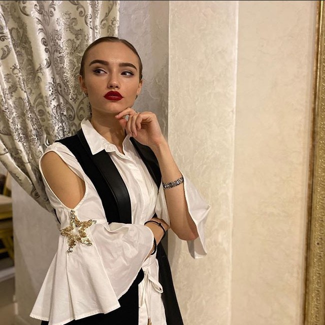  “Kadang ketika dianggap remeh kamu mungkin saja meragukan diri sendiri dan akan menjadikan ucapan itu sebagai motivasi,” ujar Svetlana. Foto: Instagram