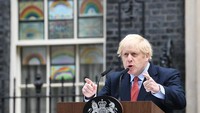 Disebutkan PM Johnson lebih lanjut bahwa pemerintahannya akan menguraikan rencana untuk melonggarkan lockdown (penguncian) dalam beberapa hari ke depan, tapi dia memperingatkan bahwa akan ada penilaian sulit yang diperlukan.