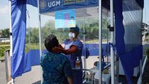 Penampakan Bilik Swab RSA UGM, Alternatif Menghemat APD