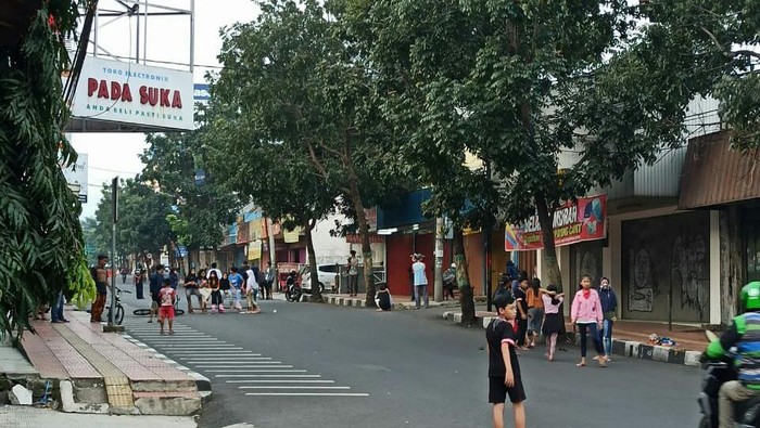 Suasana Jalan di Cimahi