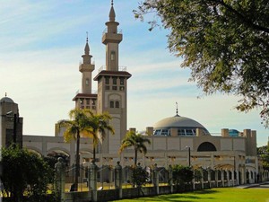 Mengenal Masjid Terbesar di Amerika Latin