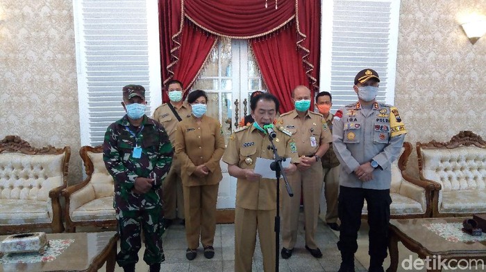 Bupati Banjarnegara Budhi Sarwono, Senin (27/4/2020).