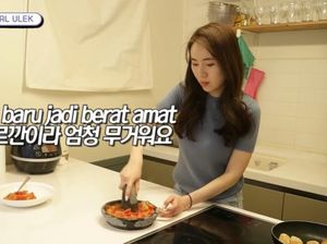 Yuk, Intip! Aksi Orang Korea Bikin Sambal Ulek Khas Indonesia