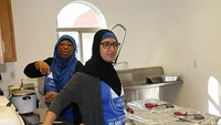 Dalam komunitas yang dibangun oleh Imam Fateen, tersedia obat gratis, kantin makanan, perpustakaan, kebun komunitas dan sekolah bagi anak muda dari hari Senin sampai Jumat. Masjid yang dipimpin Imam Fateen juga menyediakan rumah tinggal bagi wanita korban KDRT dan lainnya.