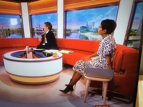 Penampilan presenter BBC Naga Munchetty yang kena cibiran netizen.