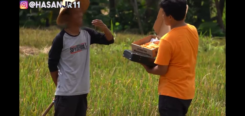 prank buka puasa tukar uang
