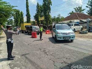 Tak Ada Toleransi untuk Pemudik Masuk Ponorogo, Semua Kendaraan Diputar Balik