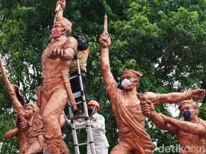 Patung Pejuang Saja Pakai Masker, Masak Kamu Tidak?