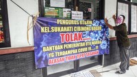 Para pendemo juga menilai  bantuan tersebut dinilai tidak tepat sasaran.