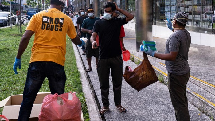Total kasus virus Corona di Singapura telah melampaui 13 ribu kasus. Dengan jumlah tersebut Singapura menjadi negara kasus Corona tertinggi di Asia Tenggara.