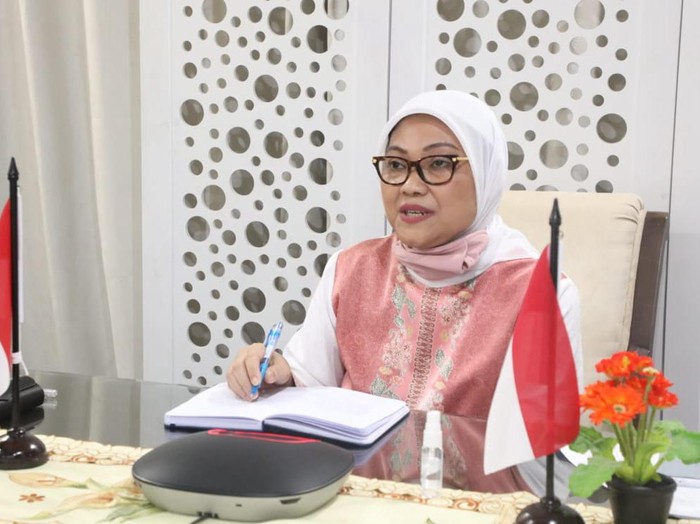 Menaker Ida Fauziyah