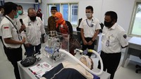  PT Pindad (Persero) memperkenalkan ventilator dan produk-produk lainnya untuk memerangi COVID-19 pada kunjungan kerja Ketua Dewan Perwakilan Daerah RI (DPD), AA La Nyalla Mahmud Mattalitti (20/4).