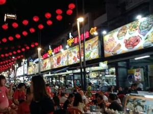 Sebelum Corona Mewabah, Begini Suasana Malam Jalan Alor Kuala Lumpur