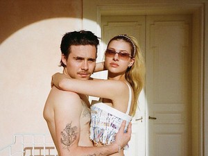 Lockdown, Brooklyn Beckham Mesra-mesraan Bareng Pacar