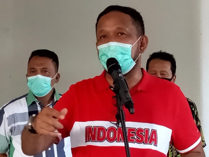 Bupati Ponorogo Ipong Muchlissoni