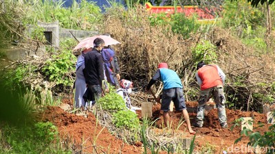 Di TPU Cikadut Ini Korban Corona Bandung Dimakamkan