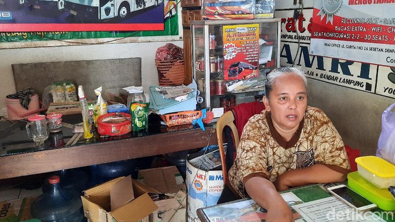Agen travel di Terminal Giwangan mulai banting setir gegara pandemi Corona Agen travel di Terminal Giwangan mulai banting setir gegara pandemi Corona