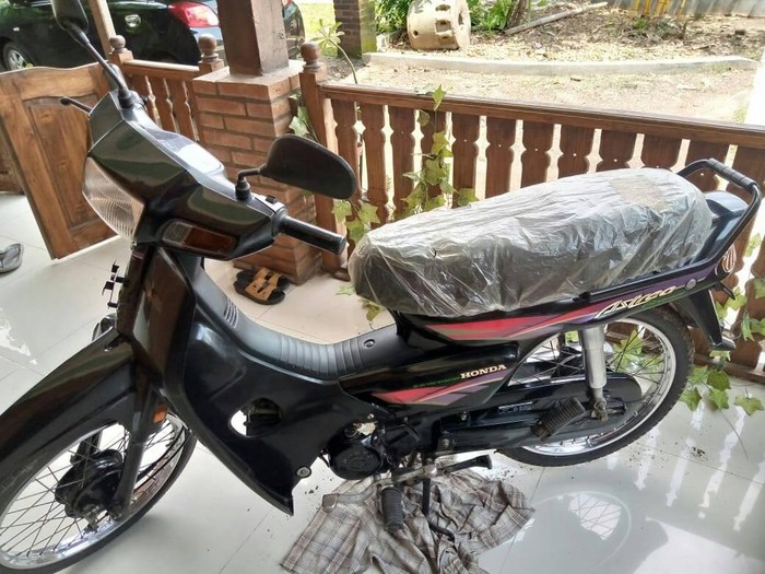 Honda Astrea Rp 100 juta