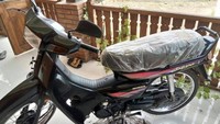Motor bebek yang sudah disuntik mati Honda ini, tak kunjung redup. Bahkan dalam kondisi New Old Stock (NOS), ada yang berani pasang harga Rp 100 juta. Foto: dok. Facebook/Hasan Series