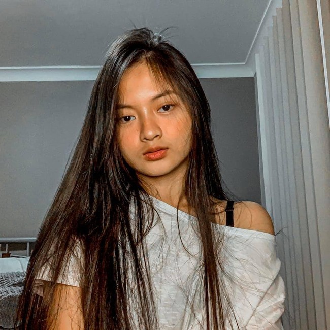 Artis TikTok asal Filipina Reemar Martin dibanjiri ujaran kebencian dari netizen Indonesia terutama wanita. Namanya jadi perbincangan karena diduga banyak wanita Indonesia tak senang jika pacarnya mengidolakan Reemar Martin. Foto: Instagram