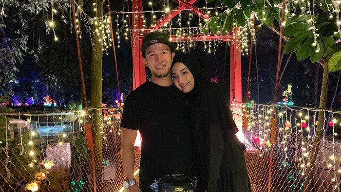 Ruri Repvblik dan istri (Instagram)