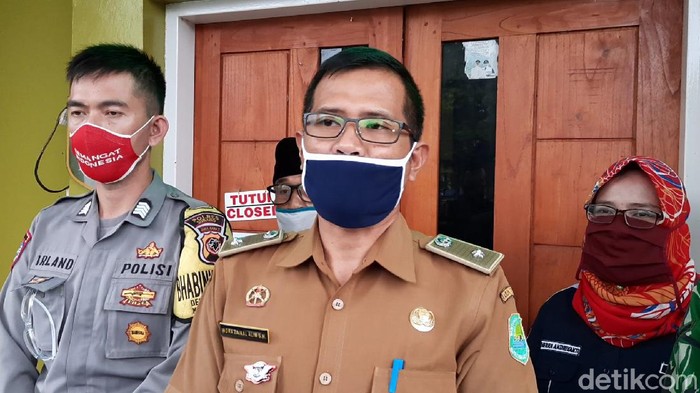 Kepala Desa Jalan Cagak Subang, Indra Zainal Alim