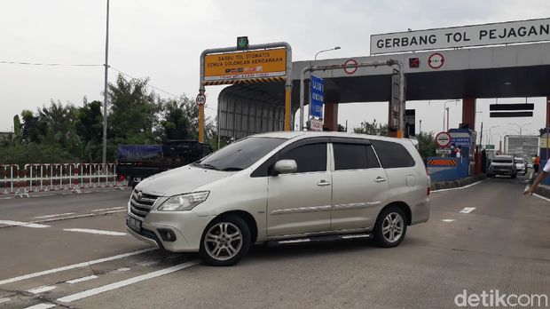 Suasana di exit tol Pejagan, Brebes, Selasa (28/4/2020).