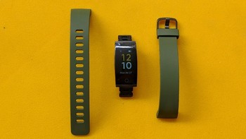 Tali Realme Band bisa dilepas dengan mudah. Gelang pintar ini mendukung 9 mode olahraga seperti yoga, lari, kriket dan lain-lain. Foto: Virgina Maulita Putri/detikINET