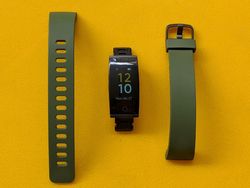 Unboxing Realme Band, Fitness Tracker Murah Penantang Mi Band