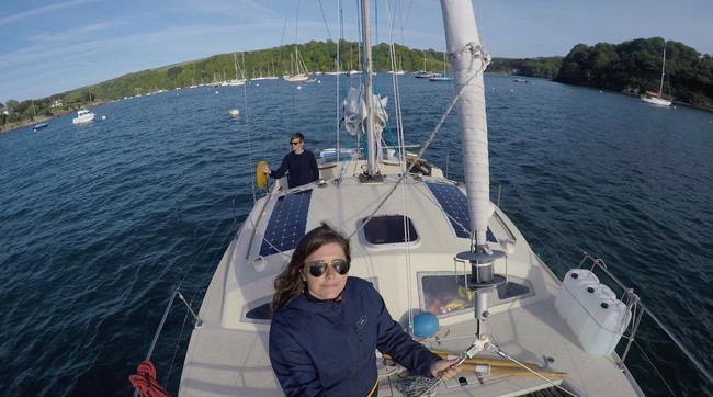 Kami pertama kali mencoba mendarat di salah satu teritori Prancis di Karibia, tetapi saat tiba kami menemukan semua perbatasan ditutup dan pulau-pulau ditutup, kata Ryan seperti dikutip dari BBC. Foto: Facebook Sailing Kittiwake