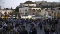 Masjid Tzistarakis merupakan jejak penyebaran Islam di Yunani. Masjid ini dibangun pada 1759, oleh gubernur Ottoman (voevoda) Athena, Mustapha Agha Tzistarakis.Masjid tersebut digunakan untuk ibadah dan pertemuan para sesepuh pada zaman dahulu. Ayhan Mehmet/Anadolu Agency/Getty Image.