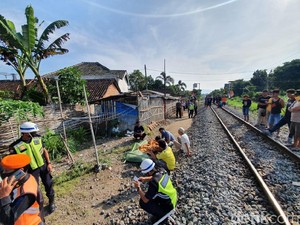 Berjemur Dekat Rel, Nenek di Blitar Tewas Terserempet Kereta Api