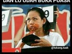 Foto Meme Kocak Batal Puasa