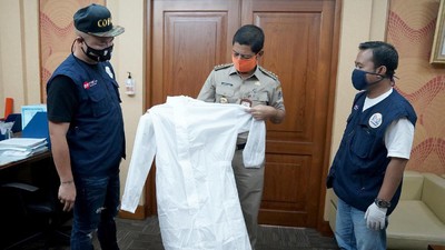 Bantuan APD untuk Petugas Penanganan COVID-19