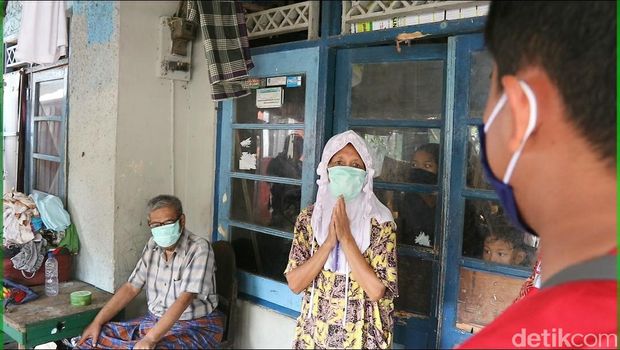 Pemandi Jenazah Dikucilkan Warga Sukabumi