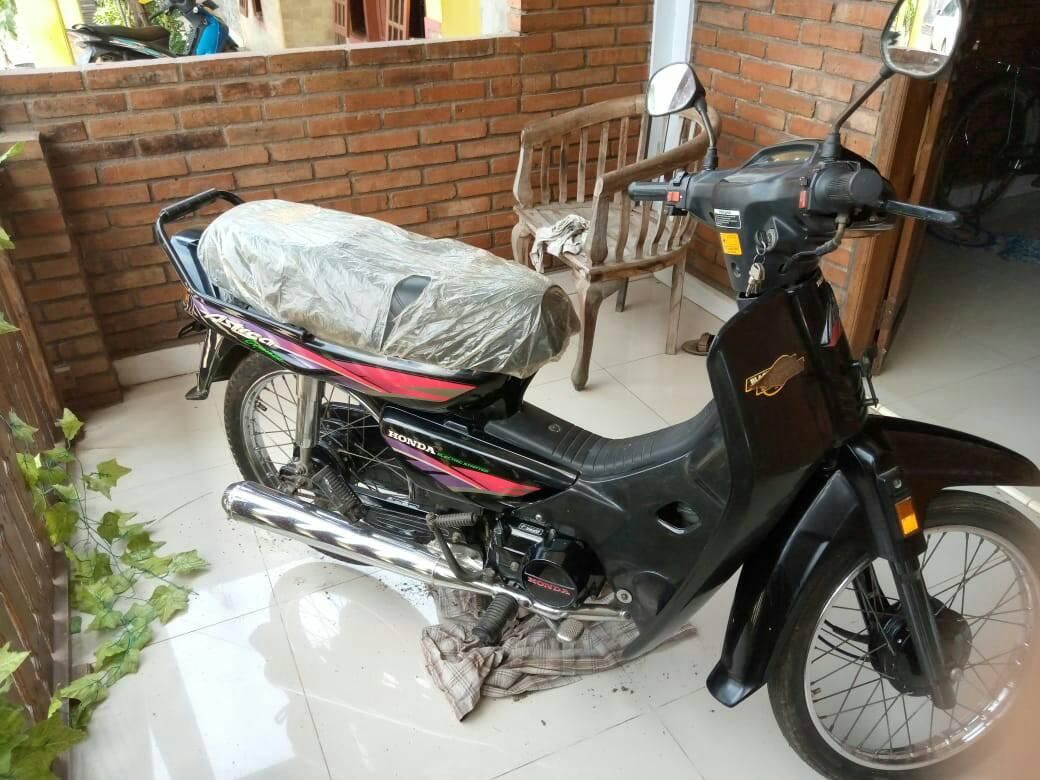 Glek Honda Astrea 1997 Km Rendah Dibanderol Rp 100 Juta