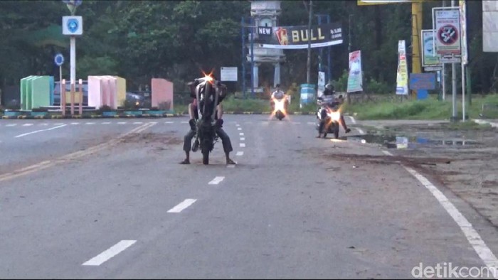 Polisi menindak pelaku balap liar di Bengkulu. Motor ditahan hingga lebaran usai (dok. Istimewa)