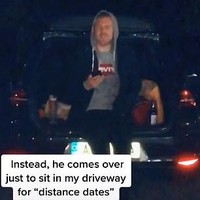 Foto dan video romantisme keduanya diunggah Alexandra di akun TikTok-nya. wanita 21 tahun itu membagikan momen makan malam dengan sang kekasih.  Foto: dok. TikTok