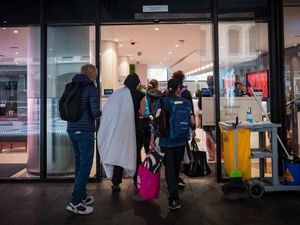 Longgarkan Batasan, Sydney Izinkan Tempat Umum Beroperasi Mulai 15 Mei