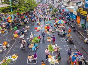 Keren! Penampakan Pasar Pagi Salatiga Terapkan Physical Distancing